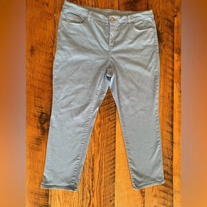 Chicos ankle pants, the so slimming girlfriend ankle